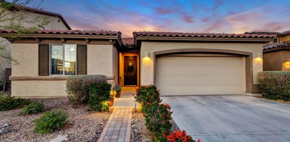 9515 S Quiet Dove, Tucson