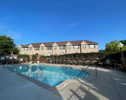 6532 Regency Lane, Eden Prairie