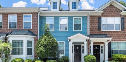 369 Pine Hill Place, Norcross