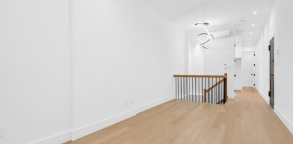 425 W 24th  Street Unit 1-C, New York
