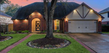 4618 Linden Place, Pearland