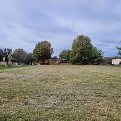 701 SW Southgate Drive, Blue Springs