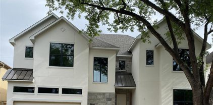 5210 Patrick Henry Street, Bellaire