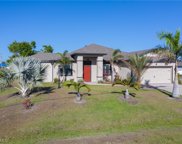 822 Lystra  Avenue, Fort Myers image