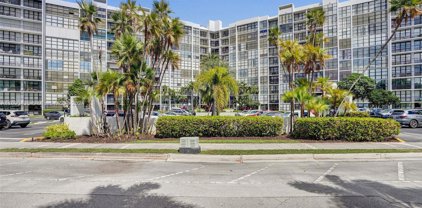 800 Parkview Dr Unit #131, Hallandale Beach