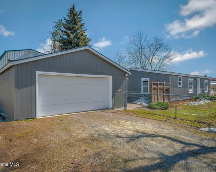 32710 4TH, Spirit Lake