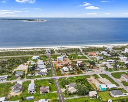 135 Pine St, Port St. Joe
