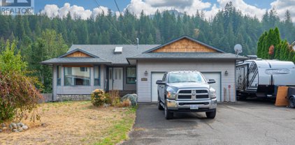 4728 SPRUCE CRES, Barriere