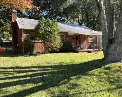 5910 Marshall Avenue, Newport News South