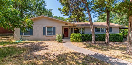424 Randle  Drive, Woodway