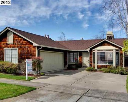 19 Sandpiper Pl, Alameda
