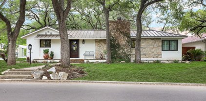 141 W Fair Oaks Pl, San Antonio