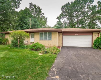 8197 VANDEN, White Lake Twp