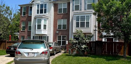 107 Swallow Pointe Ct, Frederick