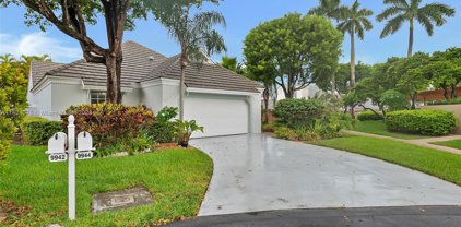 9944 Nw 48th St Cir, Doral