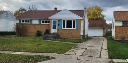 334 Evans Street, Amherst