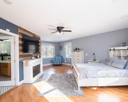 12 Davis Park, Plaistow