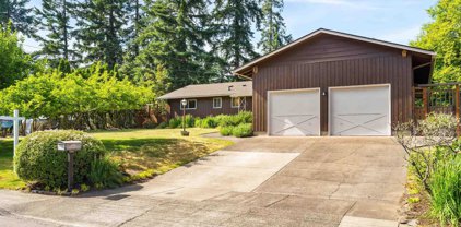 3433 NW Mckinley Dr