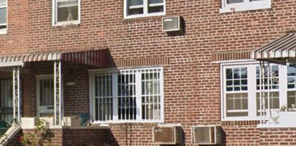 80-44 164th Street, Hillcrest (Queens)