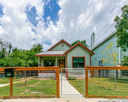 607 Dawson St, San Antonio