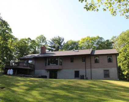 32 Highcrest Dr, Sparta Twp.