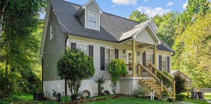 4269 Yeaton Glen Circle, Winston Salem