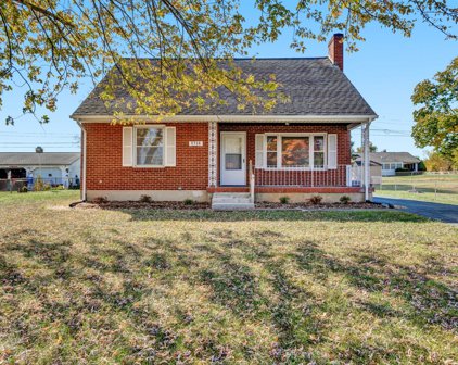 5736 Darby  Rd, Roanoke