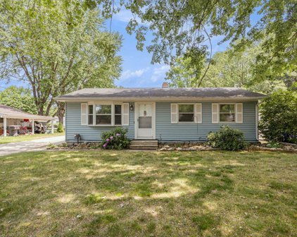 556 Cosmopolitan, Marshall