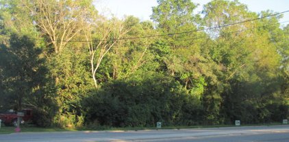 5611 Lincoln Avenue, Lisle