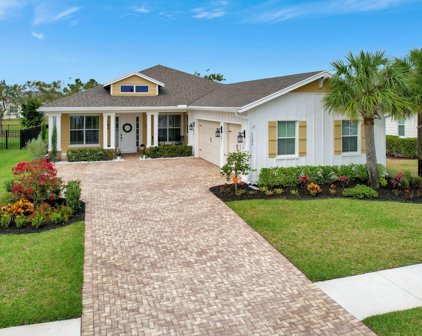 1121 Sterling Pine Place, Loxahatchee