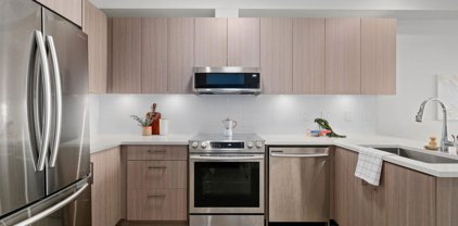 1633 Tatlow Street Unit 206, North Vancouver