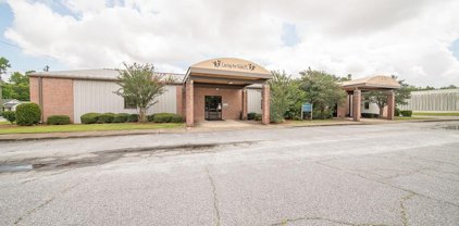 1610 Opelika Road, Phenix City