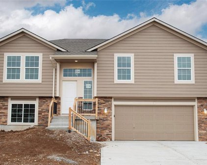 12716 Applewood Drive, Grandview