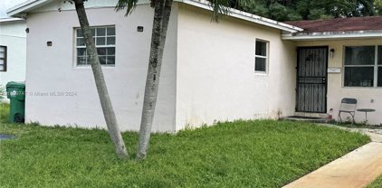 19133 Nw 35 Avenue, Miami Gardens