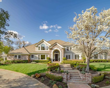 2189 Las Trampas Rd, Alamo