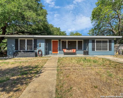 758 Boenig St, Seguin