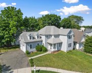 5 Holly Ct, Bloomfield Twp. image