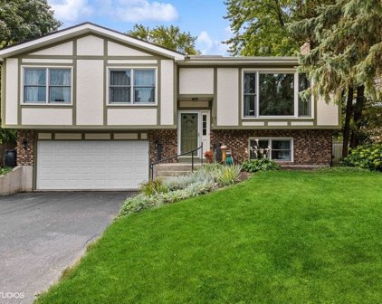1503 Whitehall Court, Batavia
