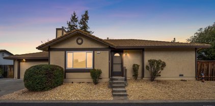 1661 Rainier Avenue, Petaluma