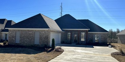 886 Glenwild Circle, Canton