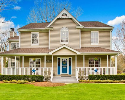 2836 Jackson Drive, Arlington Heights