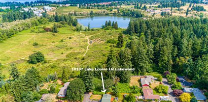 10107 Lake Louise Lane SW, Lakewood