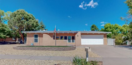 249 Canada Way, White Rock