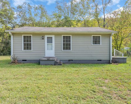 1297 Dry Creek Rd, Ashland City