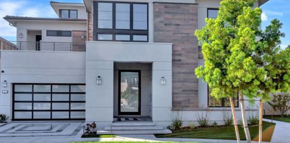 51 Shapely, Irvine