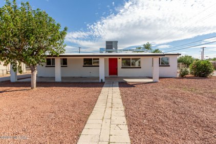 765 W Calle Margarita, Tucson