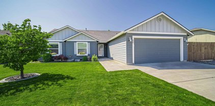 536 S Irving Pl, Kennewick
