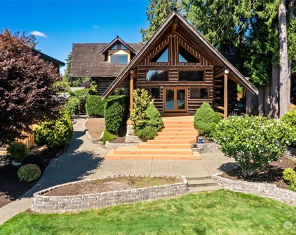 6358 S Island Drive E, Bonney Lake