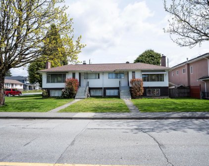 6832 Salisbury Avenue, Burnaby
