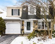54 Lakeview Avenue Unit 17, New Canaan image